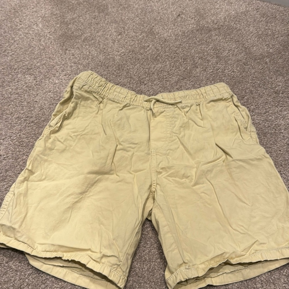 H&M Divided Shorts Men Yellow Sz Small